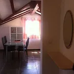 Delfin Apartment *